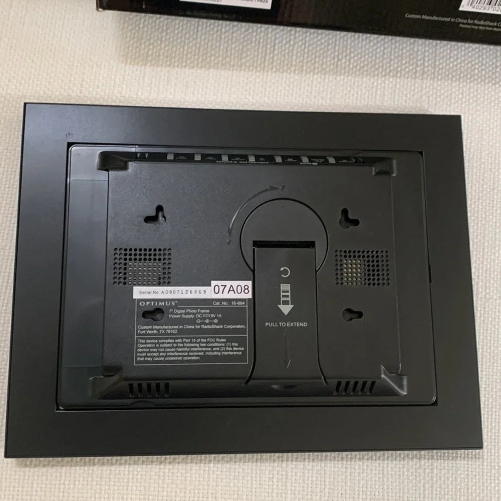 Optimus Digital Photo Frame - Picture 5 of 5